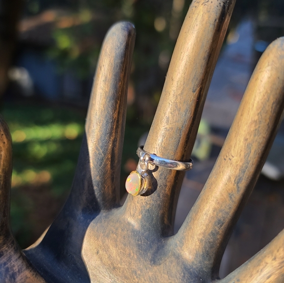 Fire 🔥 Opal sterling & gold charm ring sz8 - Picture 8 of 10